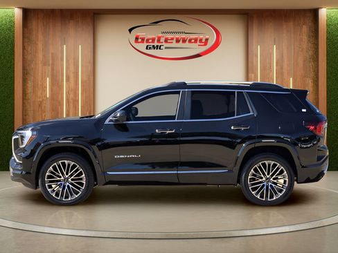Used 2026 GMC Terrain Denali w/ LPO, Floor Liner Package AWD/4WD image 8