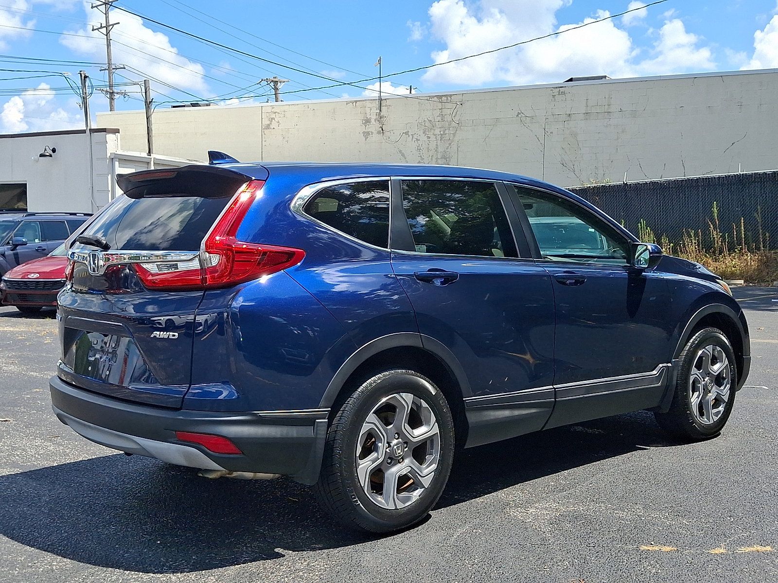 Used 2017 Honda CR-V EX-L image 6