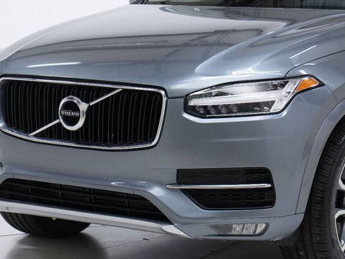 Used 2019 Volvo XC90 T6 Momentum w/ Protection Package Premier AWD/4WD image 10