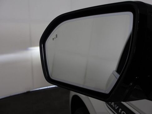 Used 2022 Lincoln Navigator Reserve AWD/4WD image 43