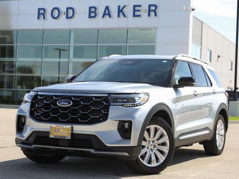 Certified 2025 Ford Explorer Platinum w/ LUX Leather Package AWD/4WD image 1