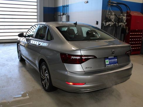 Used 2021 Volkswagen Jetta SEL image 39