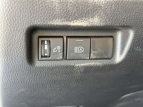 Certified 2025 Toyota RAV4 XLE image 25