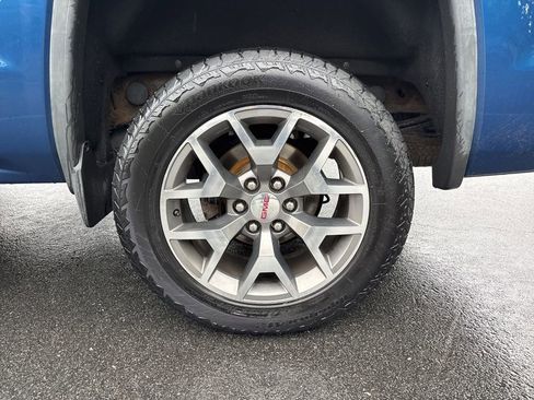Used 2015 GMC Sierra 1500 SLT w/ All-Terrain Package AWD/4WD image 11