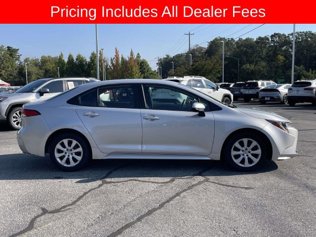 Used 2024 Toyota Corolla LE FWD image 6