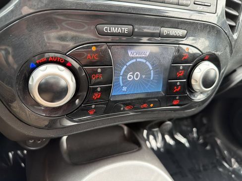 Used 2013 Nissan Juke SL AWD/4WD image 27