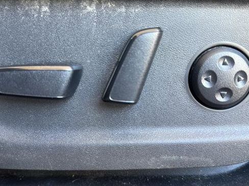 Used 2023 Nissan Ariya AWD image 21