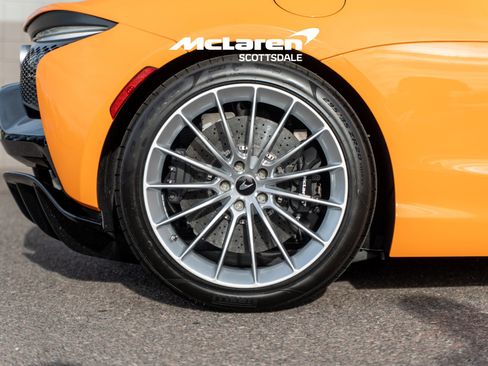 New 2026 McLaren Artura image 19