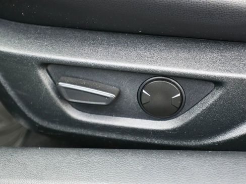 Used 2020 Ford Mustang Premium RWD image 15
