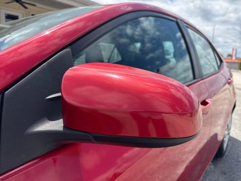 Used 2017 Toyota Corolla LE FWD image 46