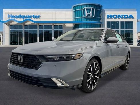 New 2026 Honda Accord Touring image 7