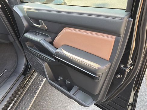 New 2026 Toyota 4Runner Limited AWD/4WD image 14