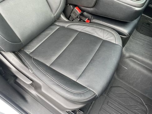 Used 2024 GMC Sierra 1500 Elevation image 33