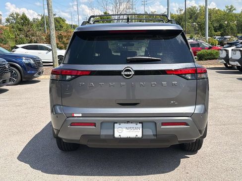 New 2026 Nissan Pathfinder SL FWD image 4