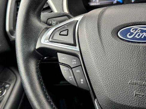 Used 2020 Ford Edge SEL w/ Convenience Package image 26