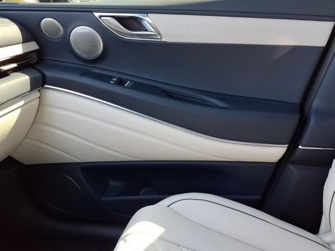 New 2026 Genesis GV80 3.5T Prestige AWD/4WD image 23