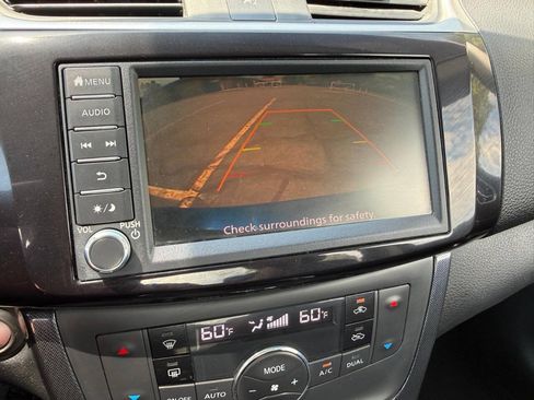 Used 2019 Nissan Sentra SR FWD image 11