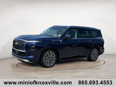 Used 2025 INFINITI QX80 Sensory AWD/4WD image 7