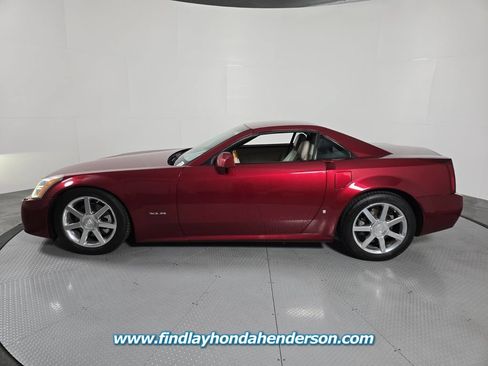 Used 2006 Cadillac XLR RWD image 3