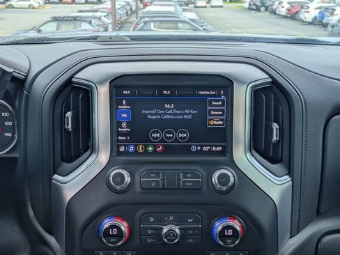 Used 2021 GMC Sierra 1500 SLT w/ SLT Premium Package AWD/4WD image 18