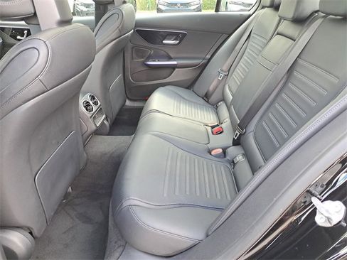 Used 2023 Mercedes-Benz C 300 Sedan image 11