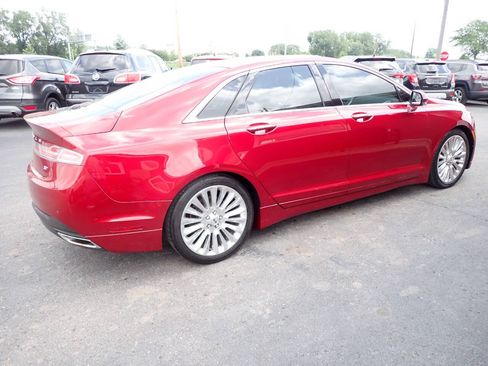 Used 2013 Lincoln MKZ FWD image 6