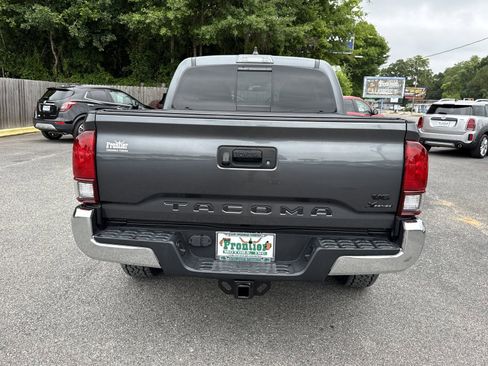 Used 2023 Toyota Tacoma SR5 RWD image 4