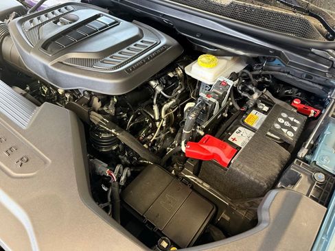 New 2026 Jeep Grand Wagoneer Limited AWD/4WD image 9
