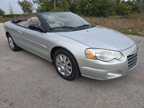 Used 2006 Chrysler Sebring Limited w/ Spring Special Group image 8