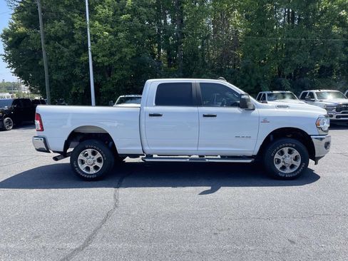 Certified 2024 RAM 2500 Big Horn w/ Off Road Package AWD/4WD image 9