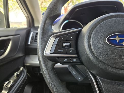Used 2019 Subaru Outback 2.5i AWD/4WD image 15