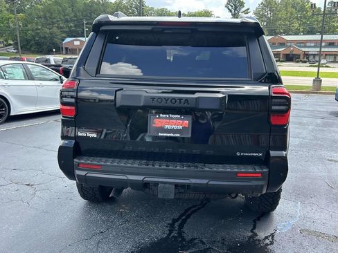 New 2026 Toyota 4Runner TRD Off-Road Premium AWD/4WD image 4