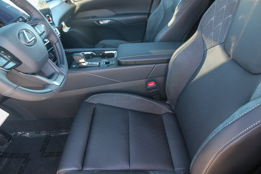 New 2026 Lexus RX 350 w/ Convenience Package AWD/4WD image 18