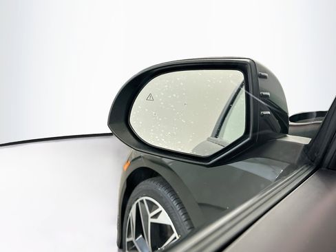 Used 2023 Hyundai Ioniq 6 SEL image 16