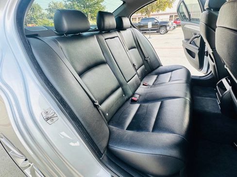 Used 2011 BMW 535i Sedan RWD image 21