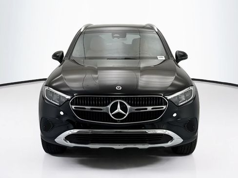 Certified 2026 Mercedes-Benz GLC 300 image 2
