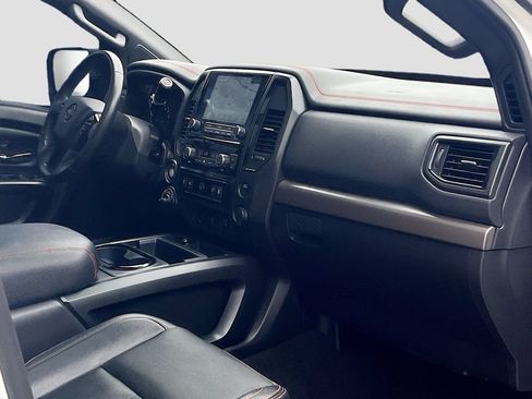 Used 2024 Nissan Titan PRO-4X w/ Pro-4x Convenience Package AWD/4WD image 31