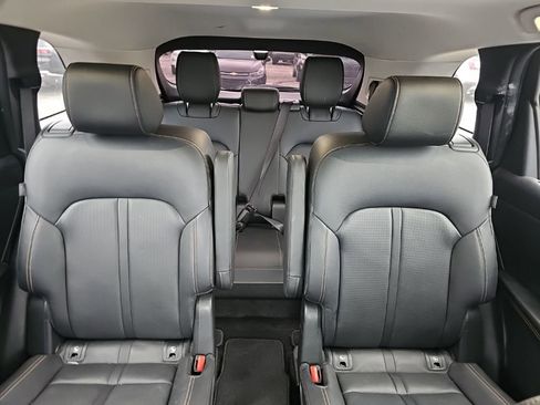 Used 2024 MAZDA CX-90 Plug-In Hybrid w/ Premium Pkg AWD/4WD image 7