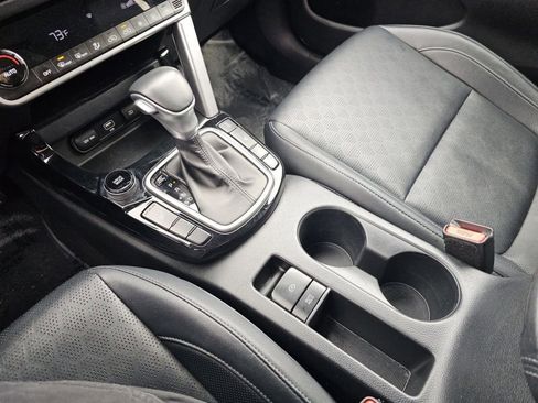 Used 2021 Kia Seltos SX w/ SX Sunroof Package image 34