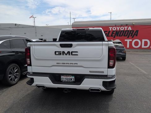 Used 2022 GMC Sierra 1500 Elevation w/ Elevation Premium Package AWD/4WD image 6