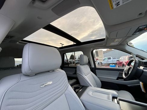 New 2025 Ford Expedition Max Platinum w/ Platinum Ultimate Package image 28