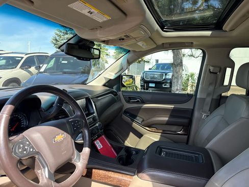 Used 2016 Chevrolet Suburban LT AWD/4WD image 12