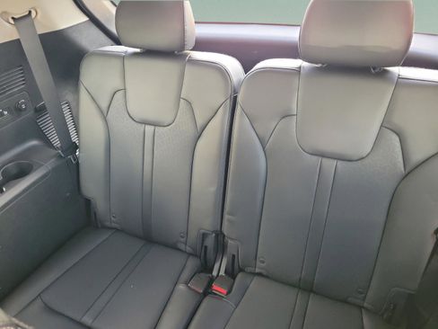 Used 2022 Kia Sorento S image 11