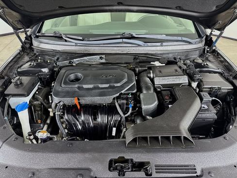 Used 2018 Hyundai Sonata SE FWD image 29