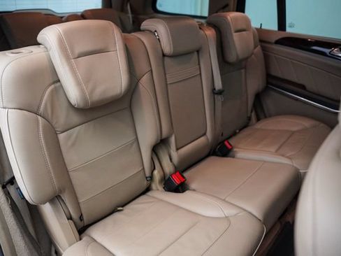 Used 2013 Mercedes-Benz GL 450 4MATIC image 28