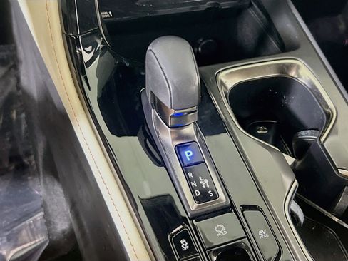 Used 2023 Lexus NX 350h AWD image 17