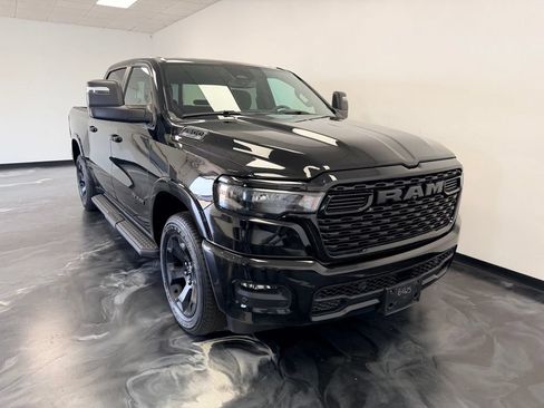 Used 2025 RAM 1500 Big Horn AWD/4WD image 23