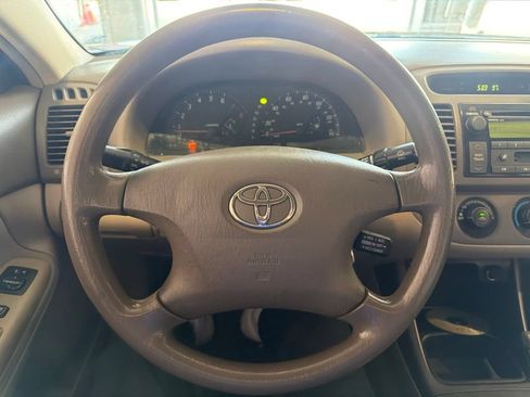 Used 2004 Toyota Camry LE FWD image 7