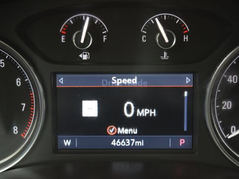 Used 2021 Buick Enclave Essence w/ Sound and Sites Package image 29