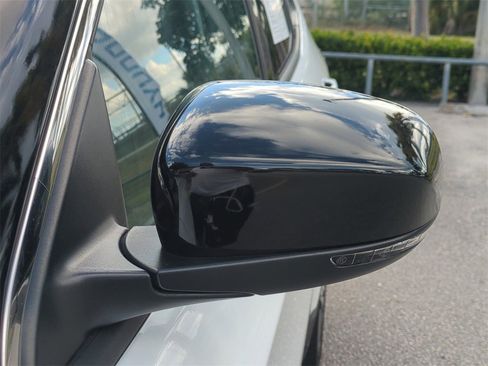 Certified 2023 Jeep Compass Limited w/ Elite Group image 12